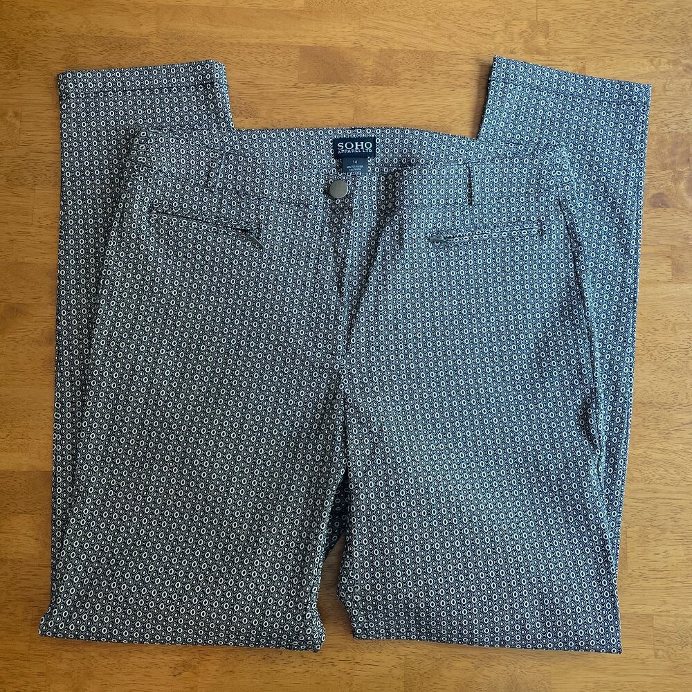 NWOT Size 14 Soho Apparel Ltd. black-white patterned pants